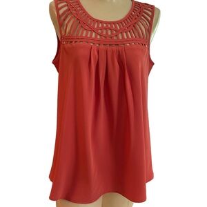 Rafaella sleeveless top
Size Large